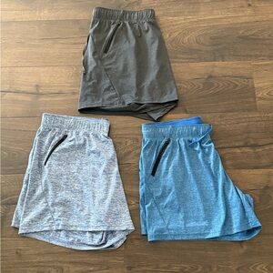 Women’s Gray and Blue Athletic Shorts Set
Size Large
